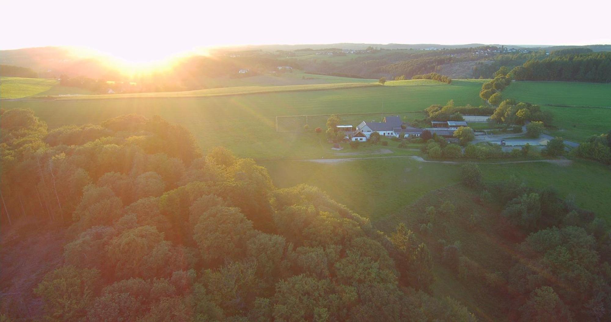 Auszeit Altenhorst, Gartenferienwohnung Schalksmuhle Bagian luar foto